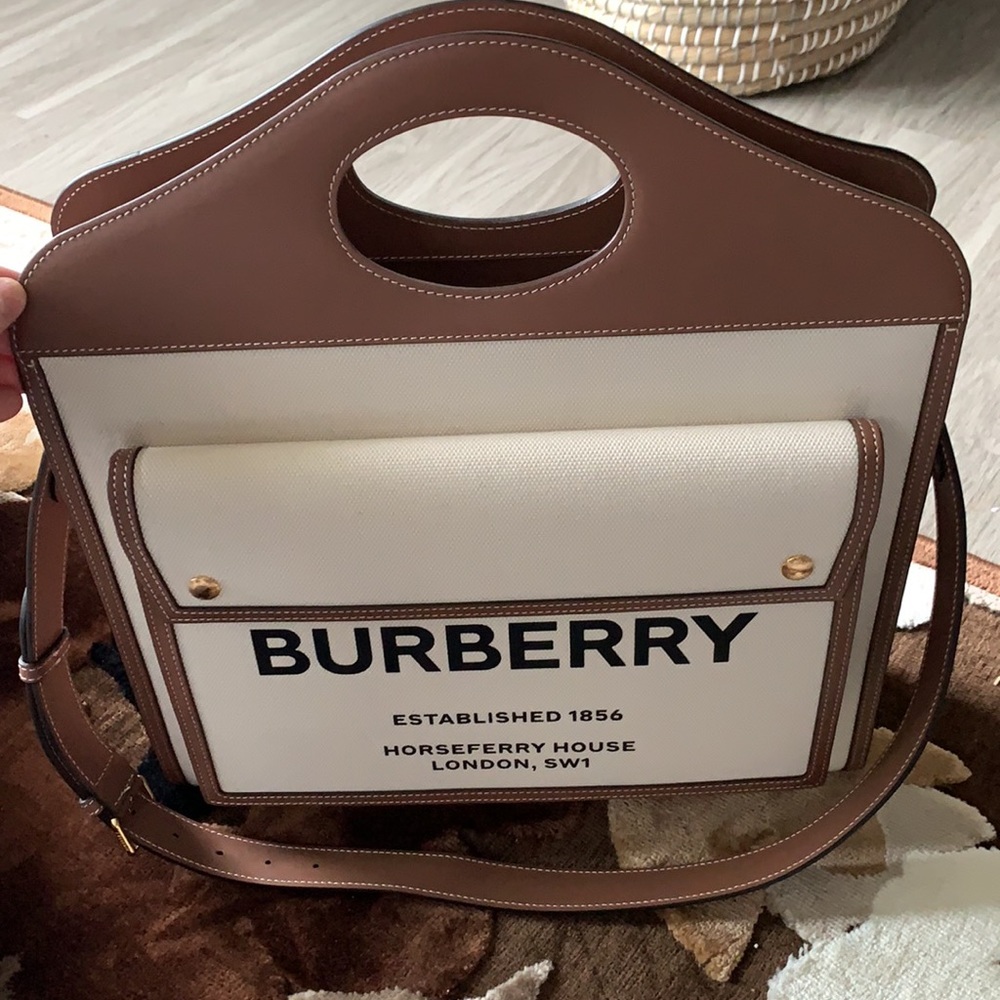 Burberry bag - Picture 3 of 7